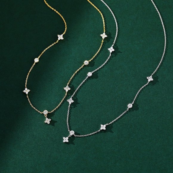 NEW Silver / Gold Inlaid Zircon Four-leaf Flower Chain Necklace - Picture 4 of 8